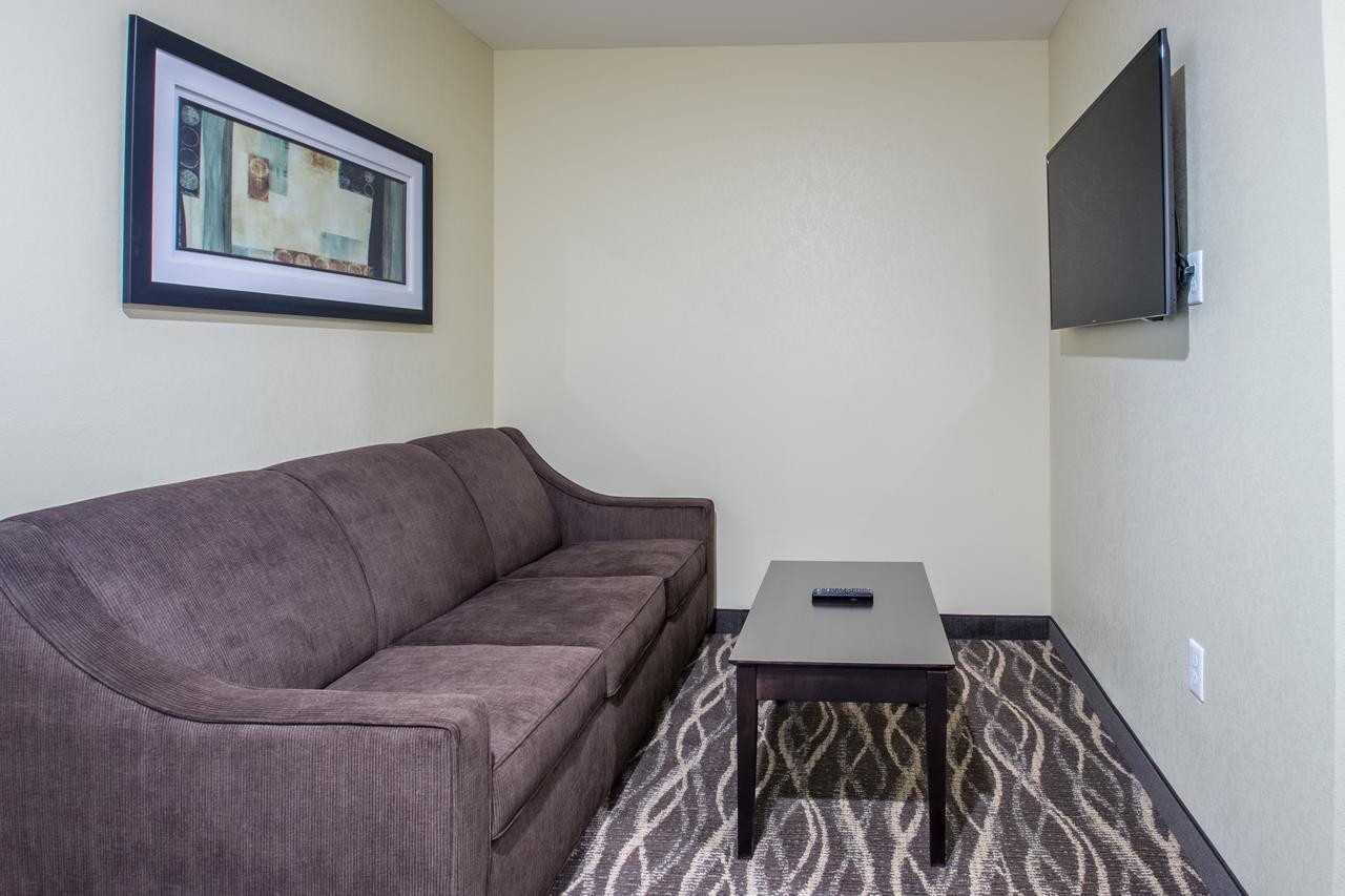 Cobblestone Inn & Suites - St Marys St. Marys Ngoại thất bức ảnh